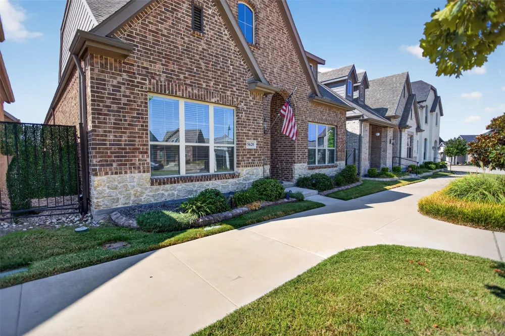 5620 Traveller Drive North Richland Hills, TX 76180