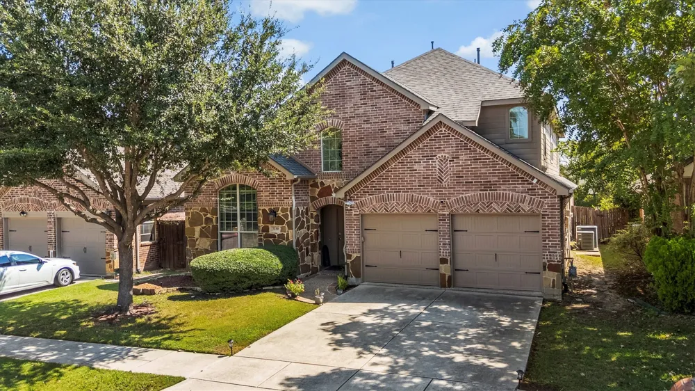 7230 Lake Hill Trail Sachse, TX 75048