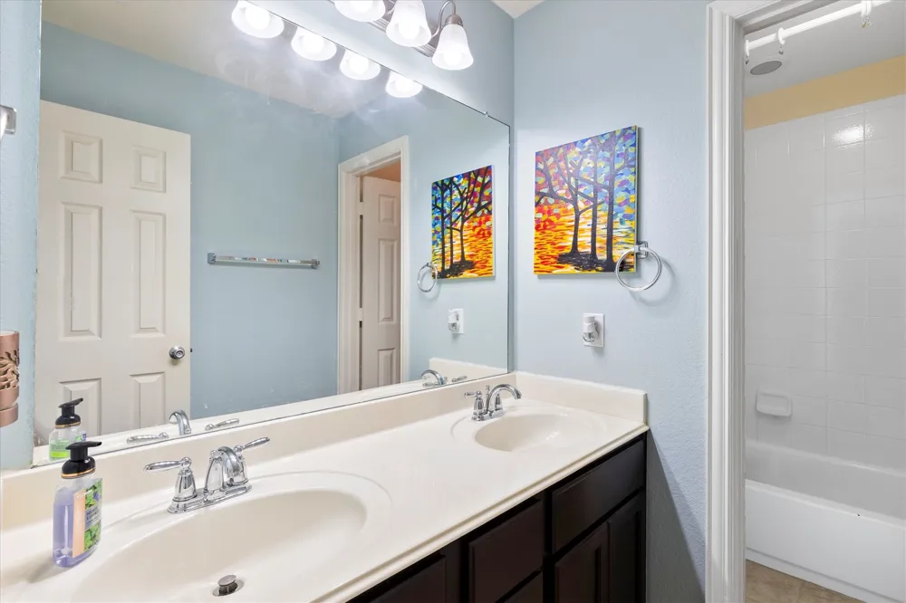 7230 Lake Hill Trail Sachse, TX 75048