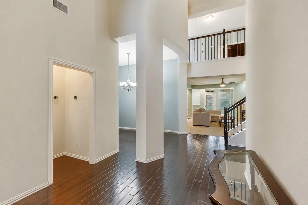 7230 Lake Hill Trail Sachse, TX 75048