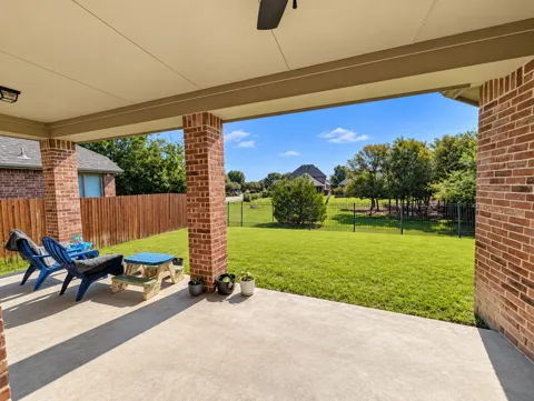 7230 Lake Hill Trail