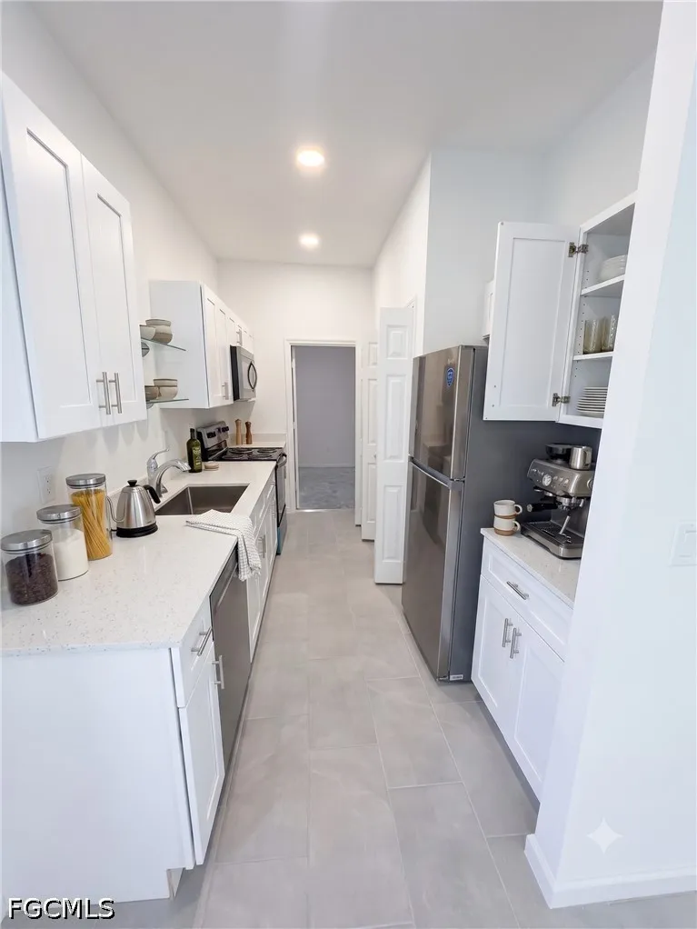 E 21st Street Alva, FL 33920