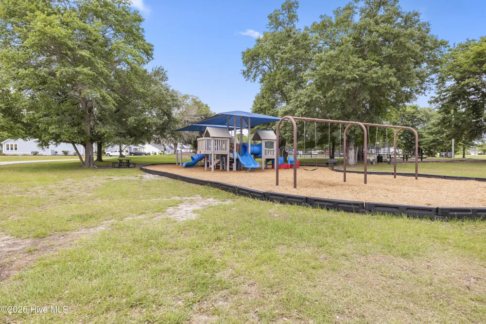 401 Caspian Court Holly Ridge, NC 28445