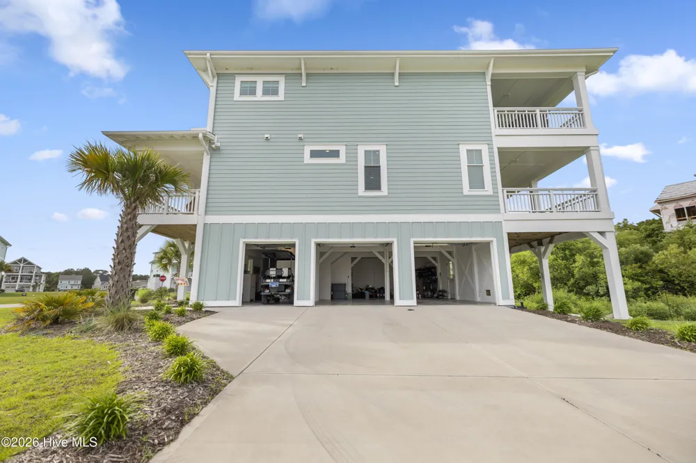 401 Caspian Court Holly Ridge, NC 28445