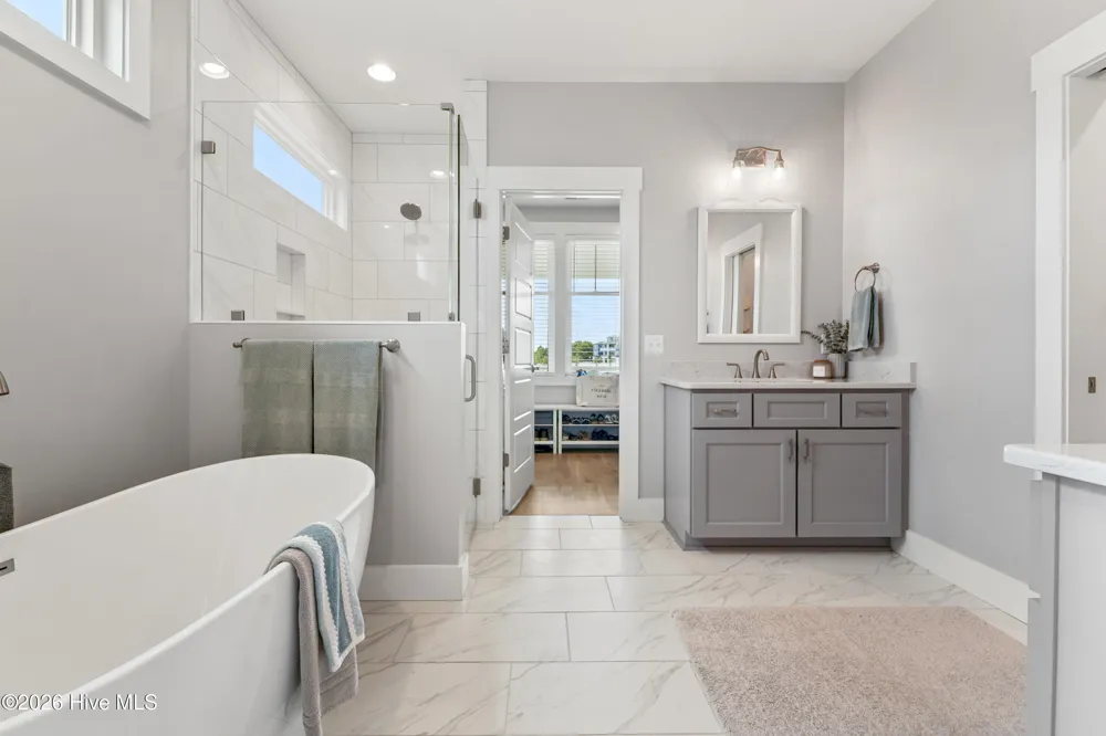 401 Caspian Court Holly Ridge, NC 28445