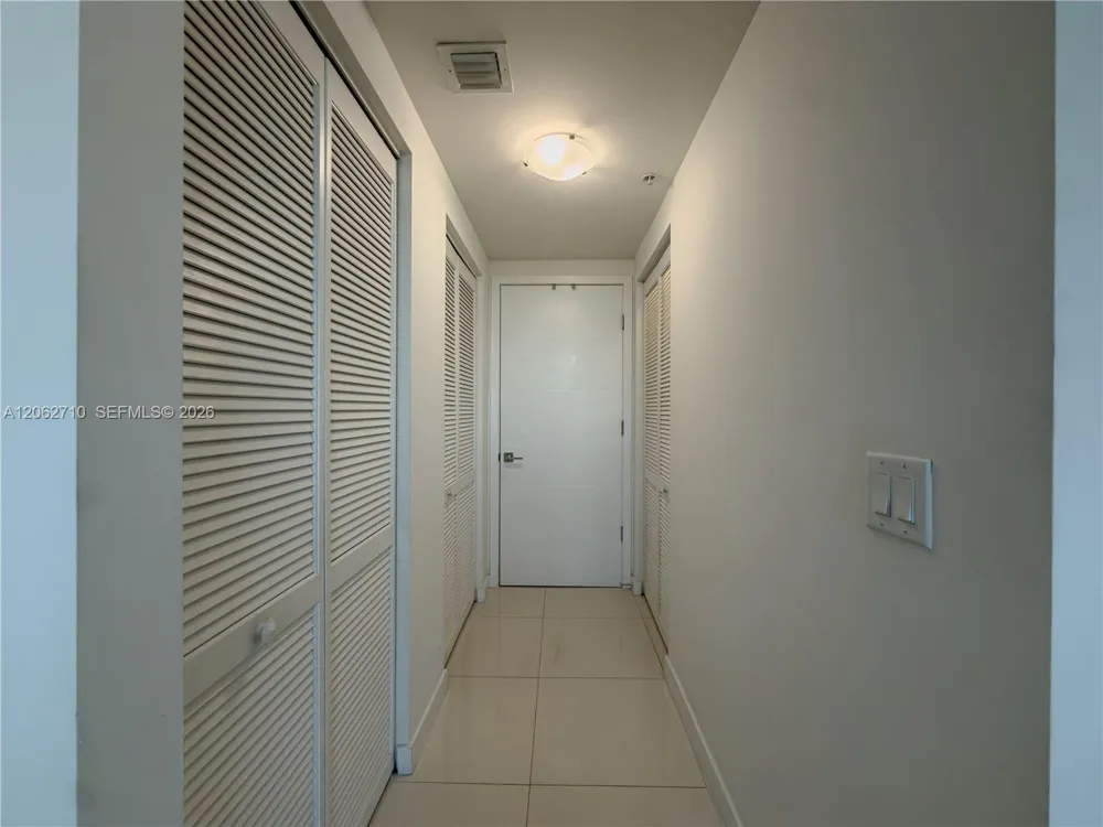 7825 NW 107th Ave #301 Doral, FL 33178