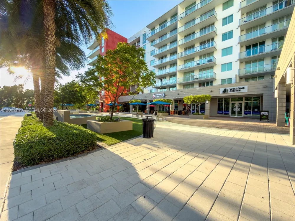 7825 NW 107th Ave #301 Doral, FL 33178