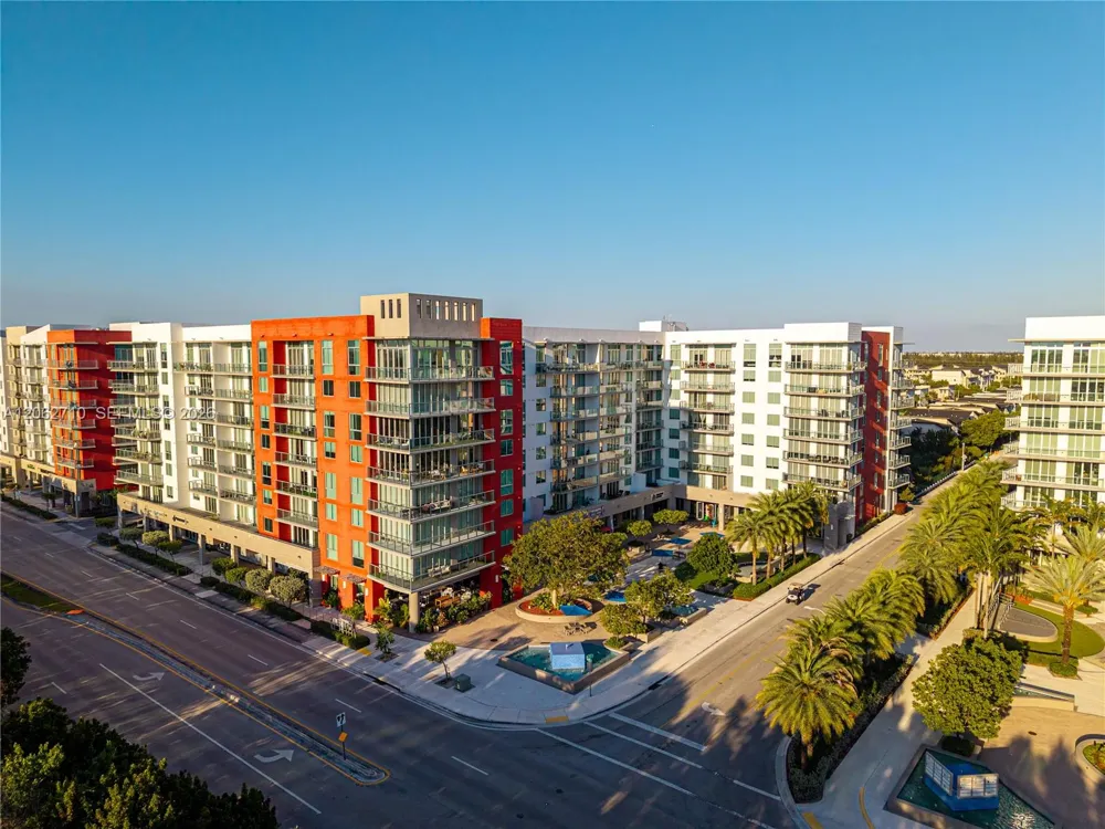 7825 NW 107th Ave #301 Doral, FL 33178