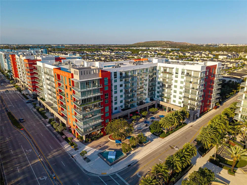 7825 NW 107th Ave #301 Doral, FL 33178