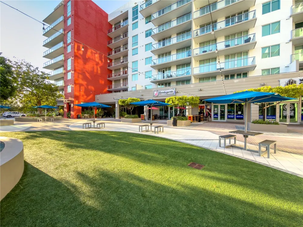 7825 NW 107th Ave #301 Doral, FL 33178