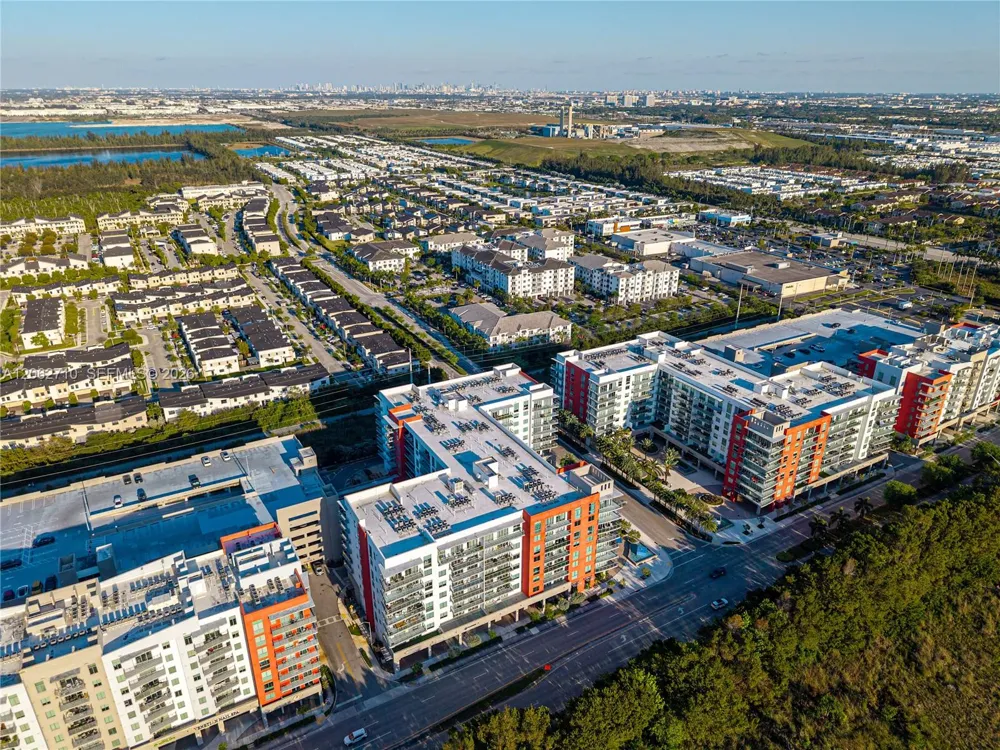 7825 NW 107th Ave #301 Doral, FL 33178