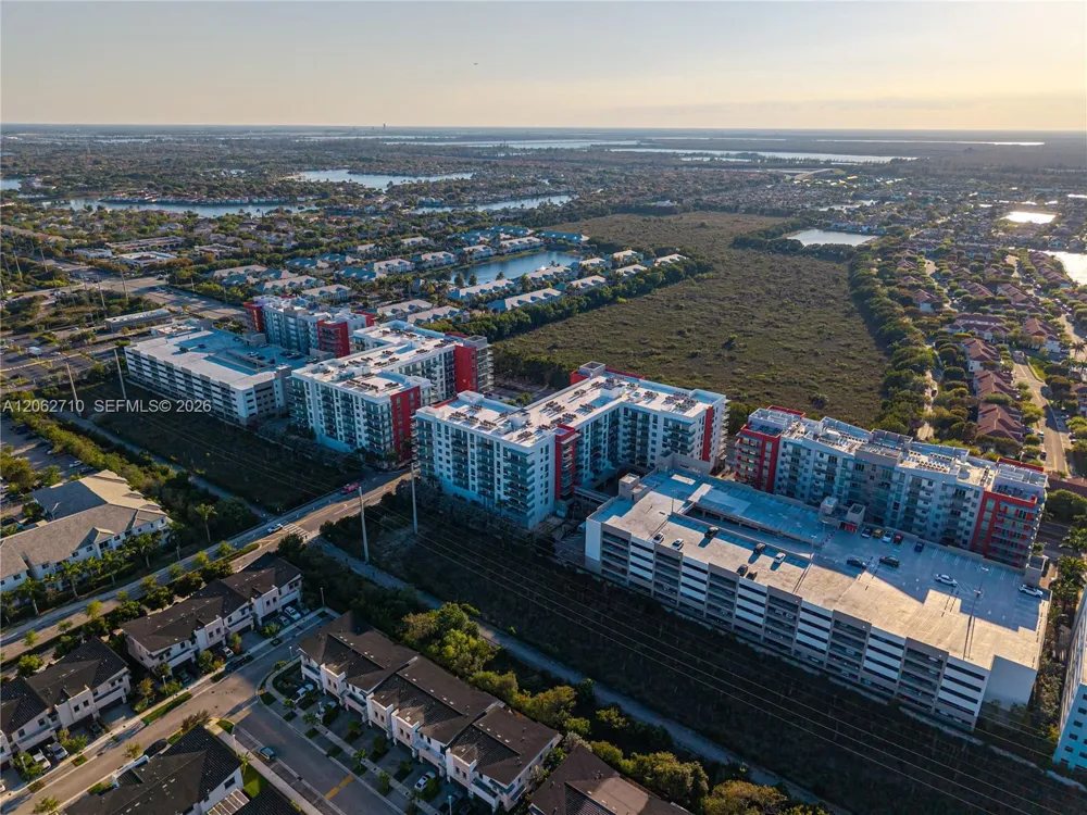 7825 NW 107th Ave #301 Doral, FL 33178