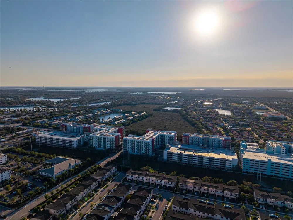 7825 NW 107th Ave #301 Doral, FL 33178