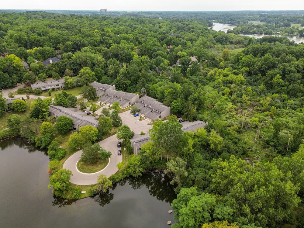 605 Watersedge Drive Ann Arbor City, MI 48105