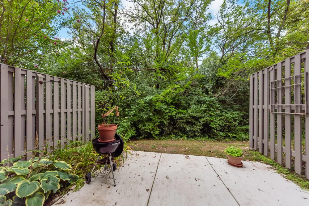 605 Watersedge Drive Ann Arbor City, MI 48105