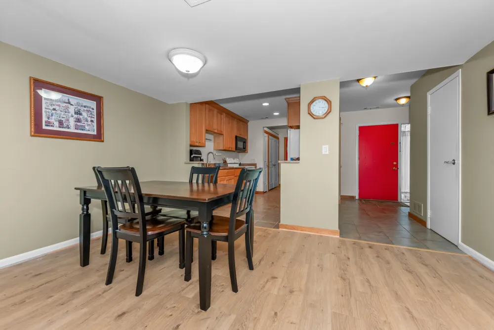 605 Watersedge Drive Ann Arbor City, MI 48105