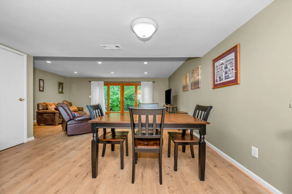 605 Watersedge Drive Ann Arbor City, MI 48105