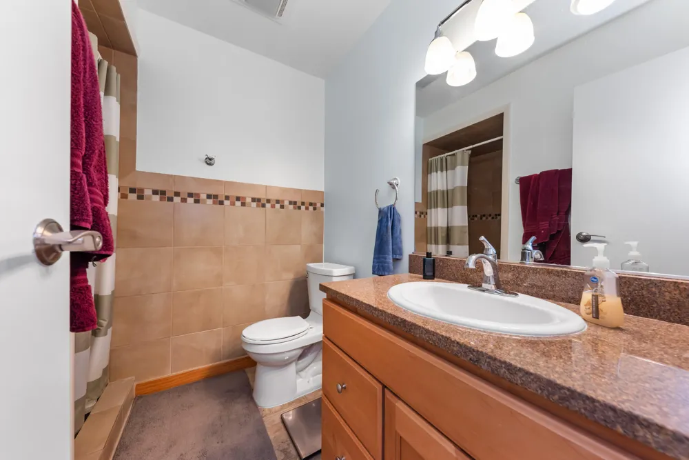 605 Watersedge Drive Ann Arbor City, MI 48105