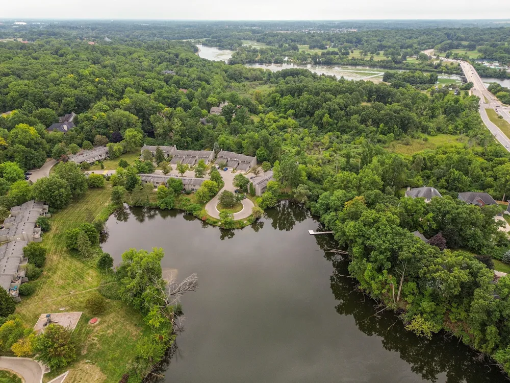 605 Watersedge Drive Ann Arbor City, MI 48105