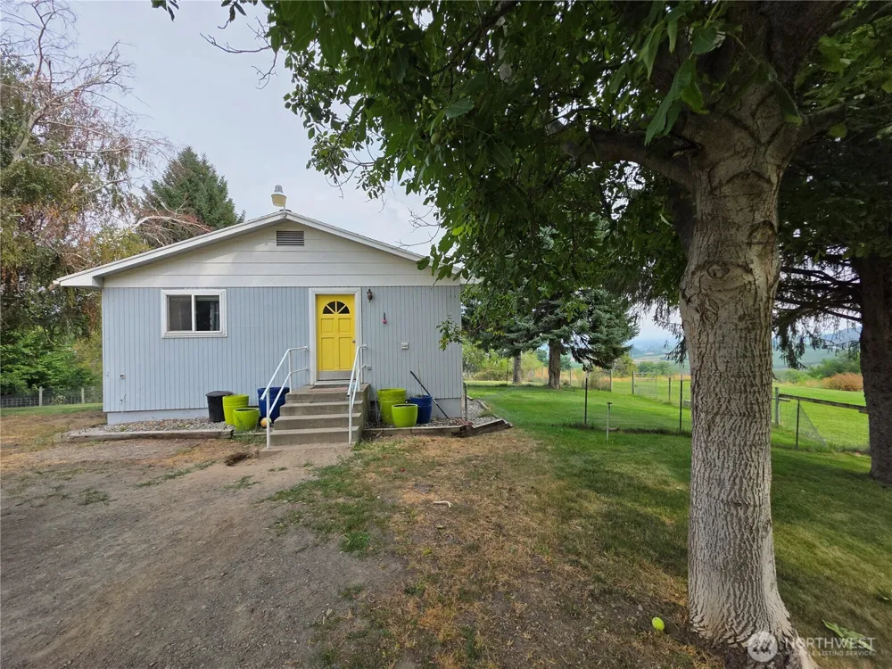 81 B Golden Road Oroville, WA 98844