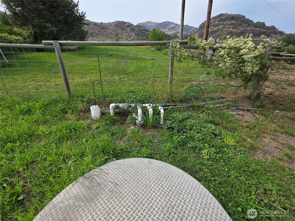 81 B Golden Road Oroville, WA 98844