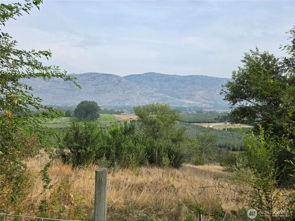 81 B Golden Road Oroville, WA 98844