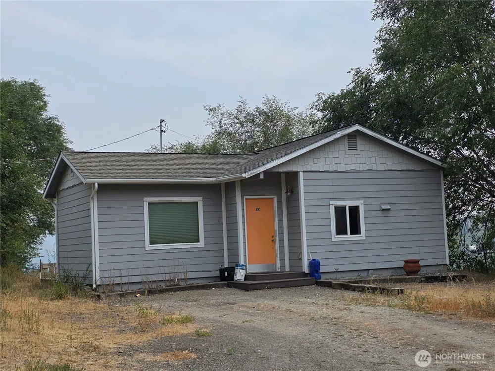 81 B Golden Road Oroville, WA 98844