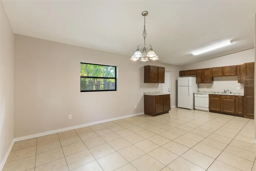212 HOMEWOOD DRIVE Sanford, FL 32773