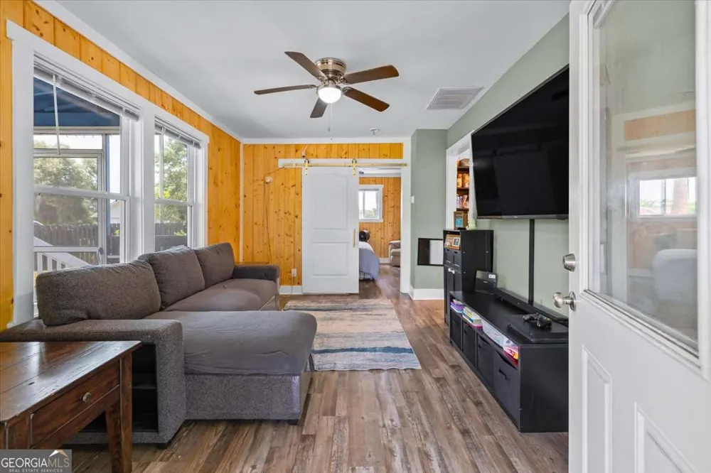 204 N Ash ST Springfield, GA 31329