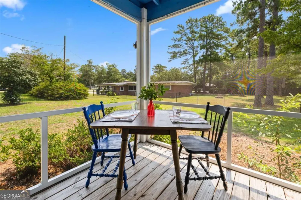 204 N Ash ST Springfield, GA 31329