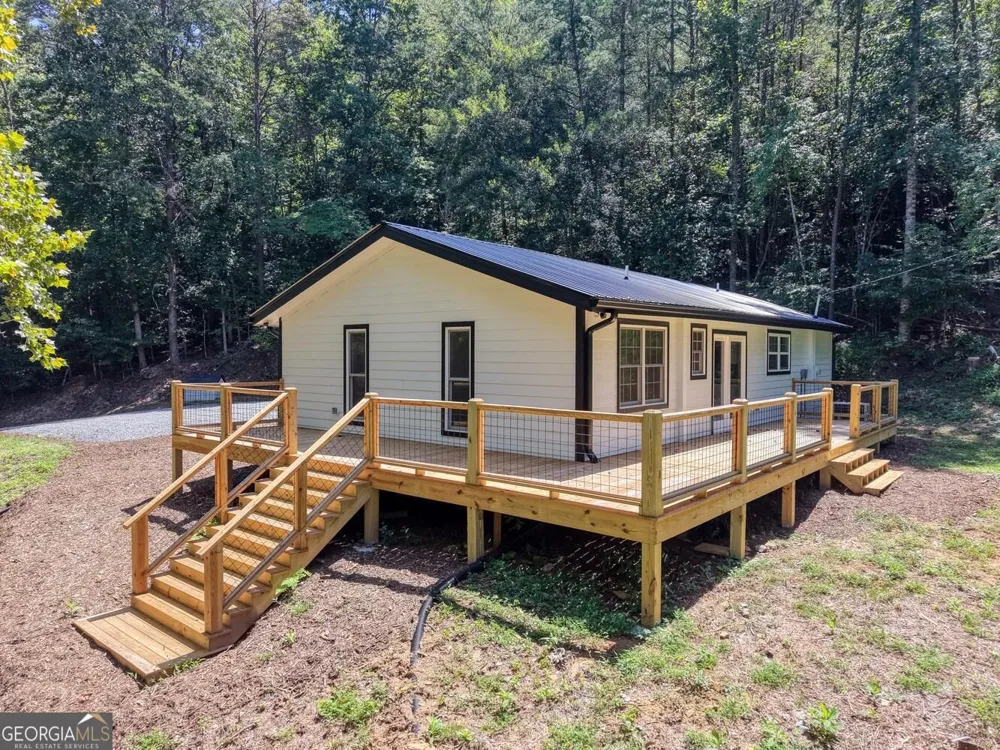 6564 Crooked Creek RD Young Harris, GA 30582