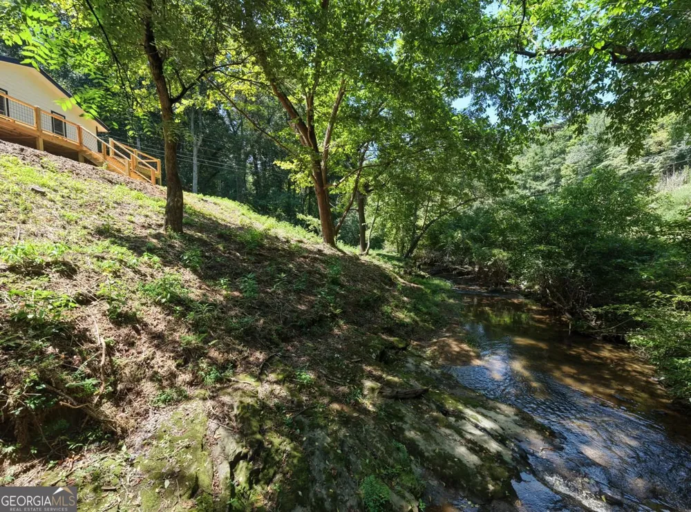 6564 Crooked Creek RD Young Harris, GA 30582
