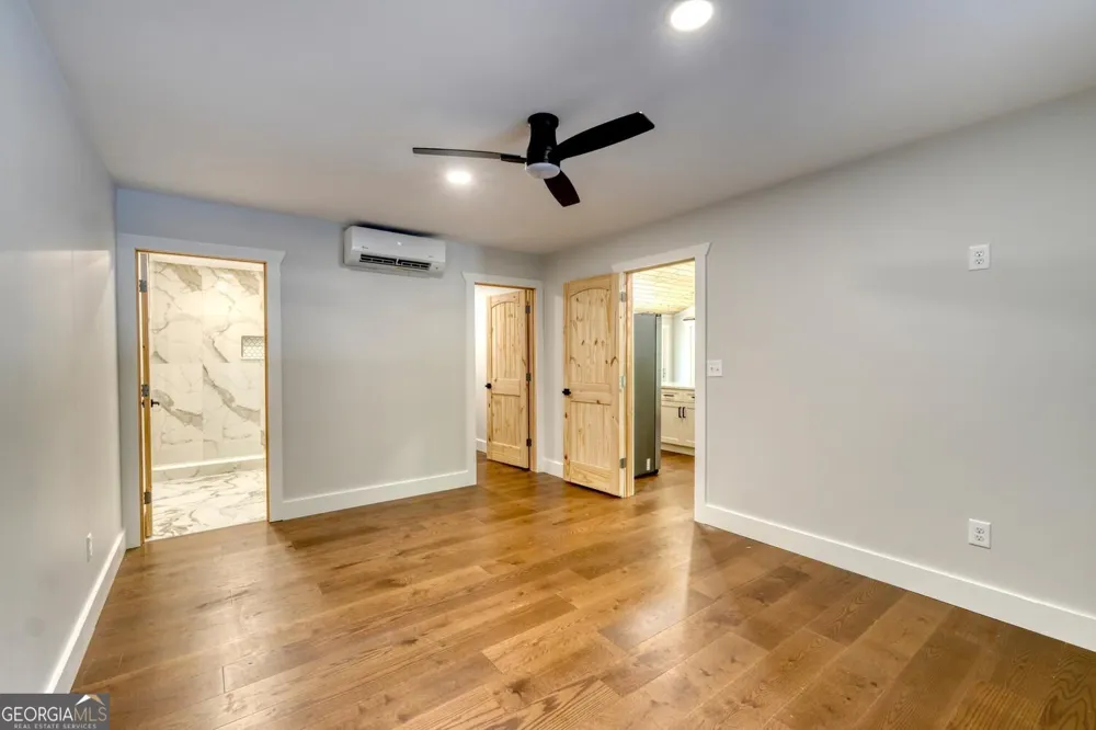 6564 Crooked Creek RD Young Harris, GA 30582