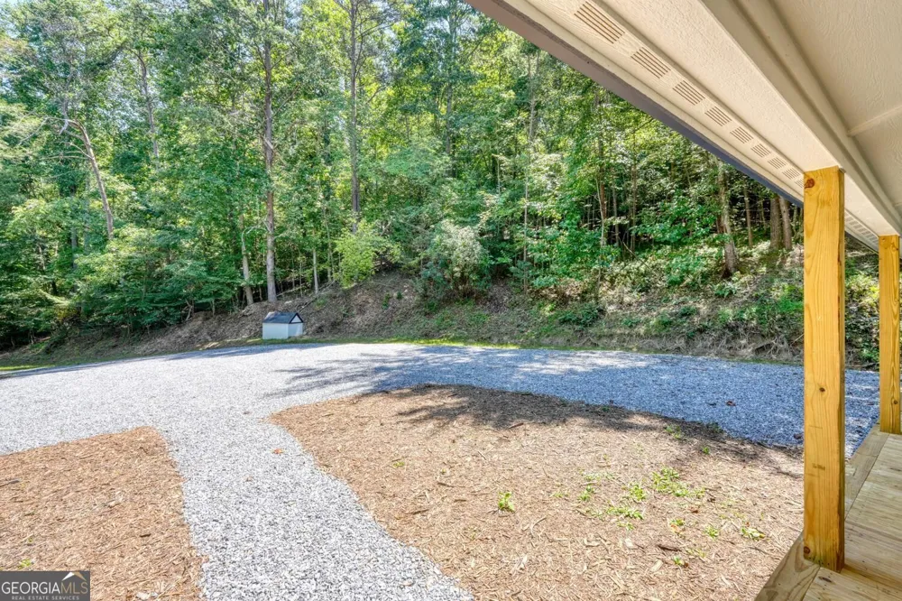 6564 Crooked Creek RD Young Harris, GA 30582