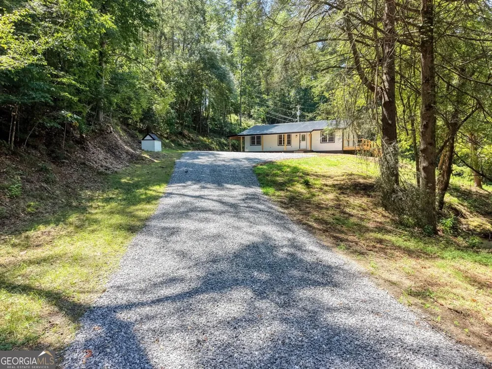 6564 Crooked Creek RD Young Harris, GA 30582