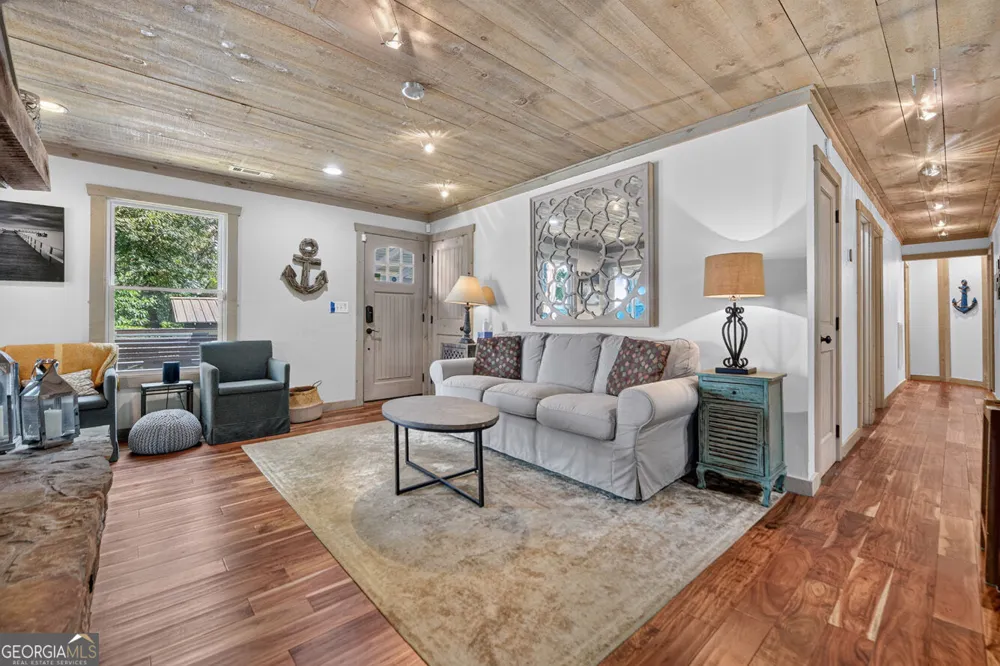 209 Marina DR Blue Ridge, GA 30513