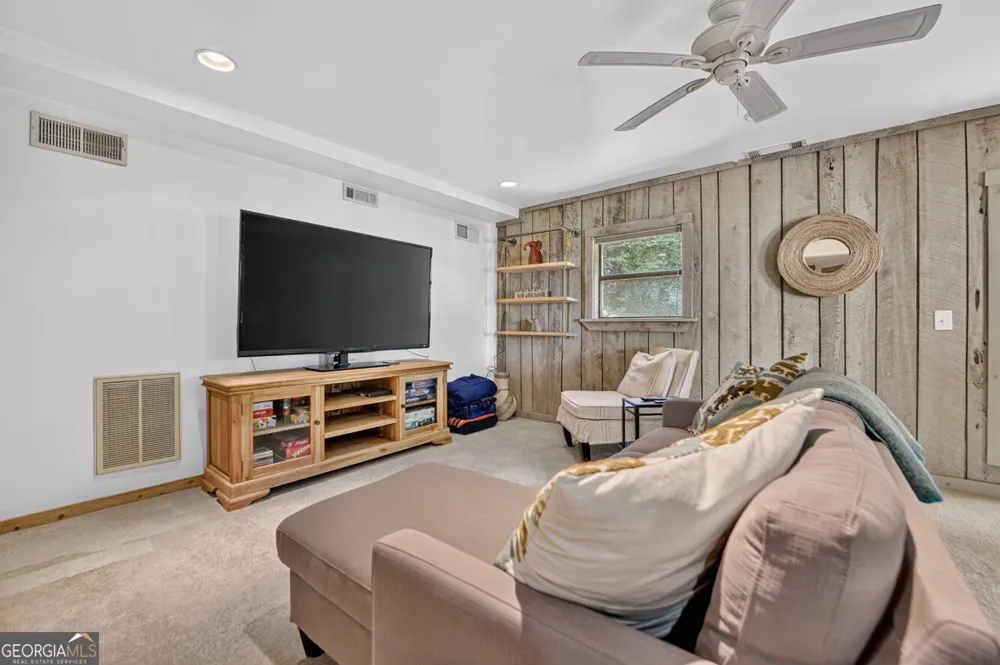 209 Marina DR Blue Ridge, GA 30513