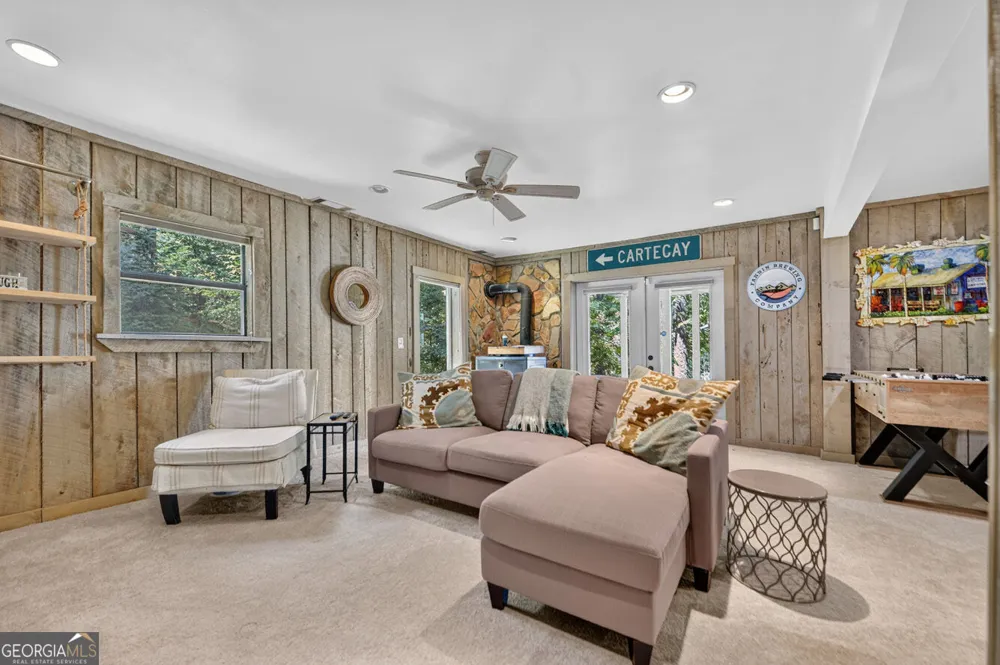 209 Marina DR Blue Ridge, GA 30513