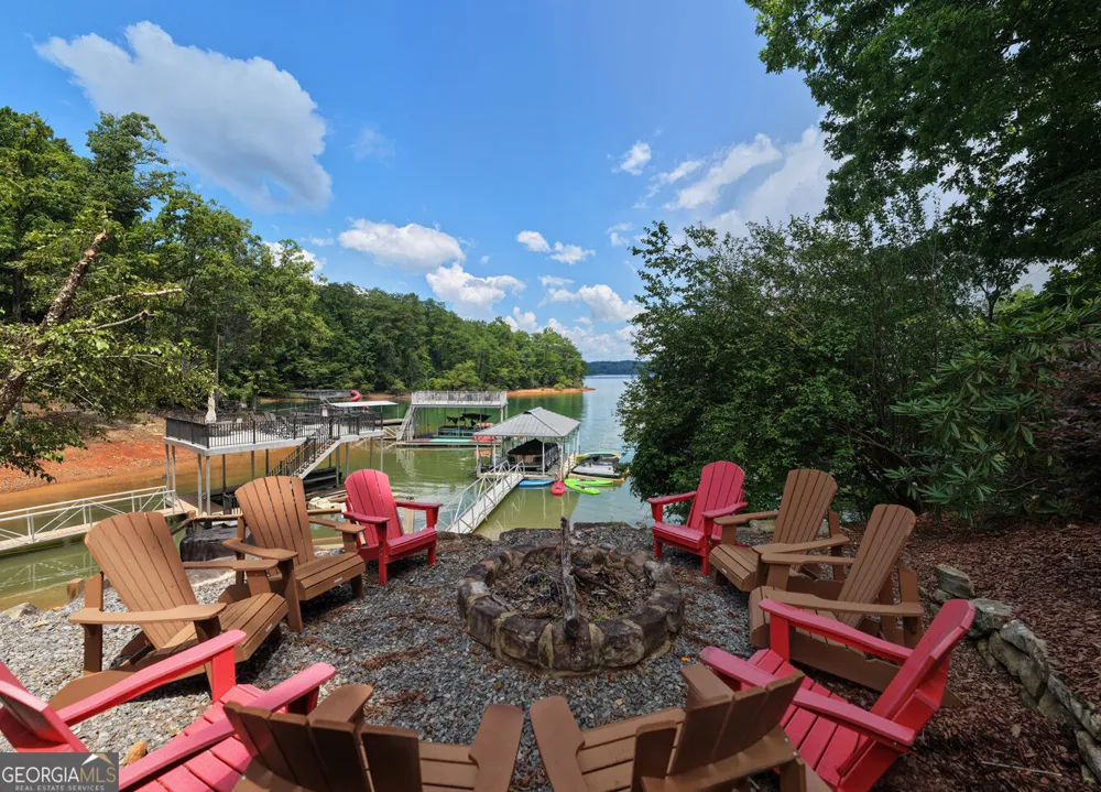 209 Marina DR Blue Ridge, GA 30513