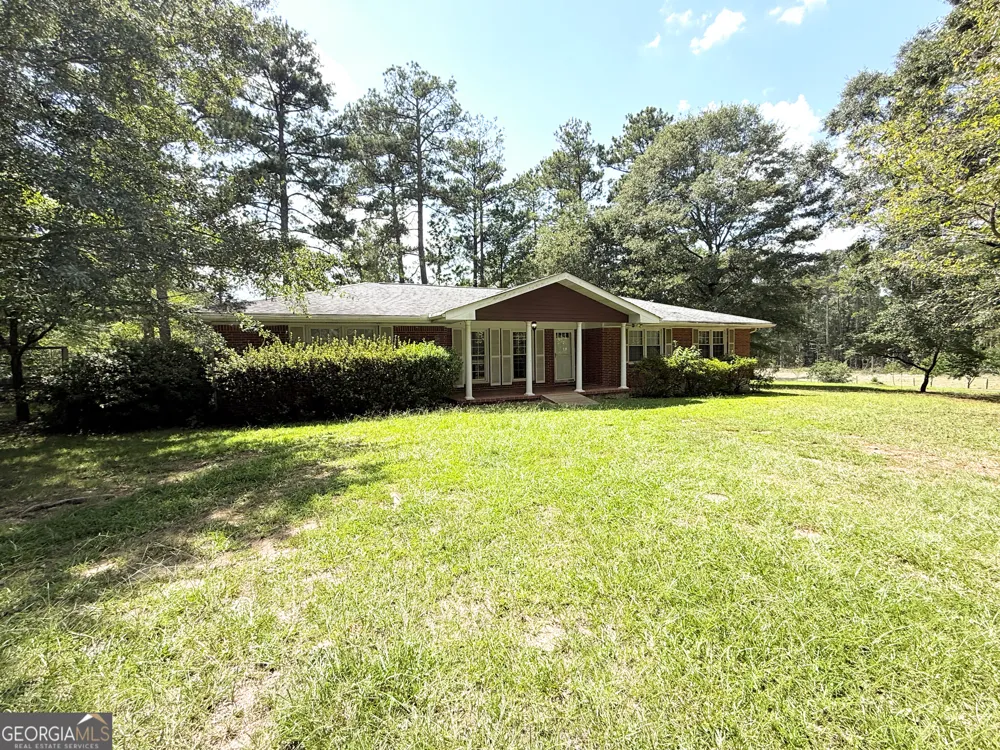 1571 Ebenezer RD SW Conyers, GA 30094