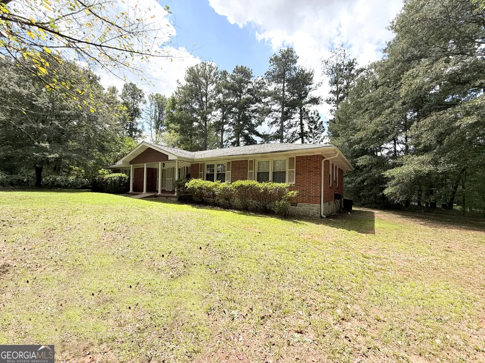 1571 Ebenezer RD SW Conyers, GA 30094