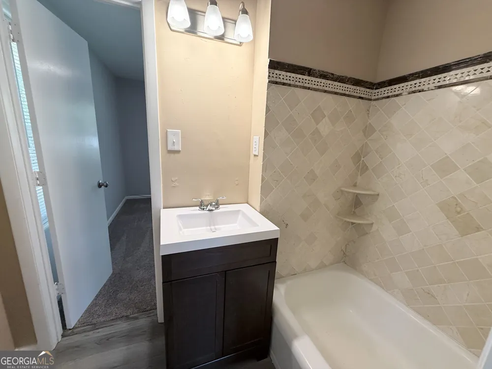 1571 Ebenezer RD SW Conyers, GA 30094