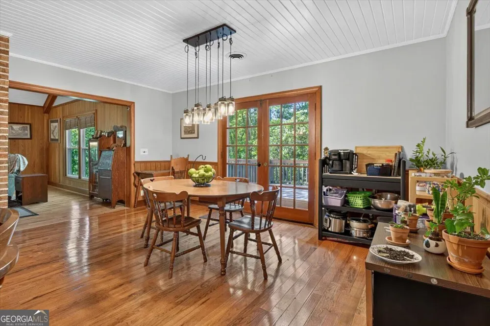 1965 Highway 52 E Ellijay, GA 30536