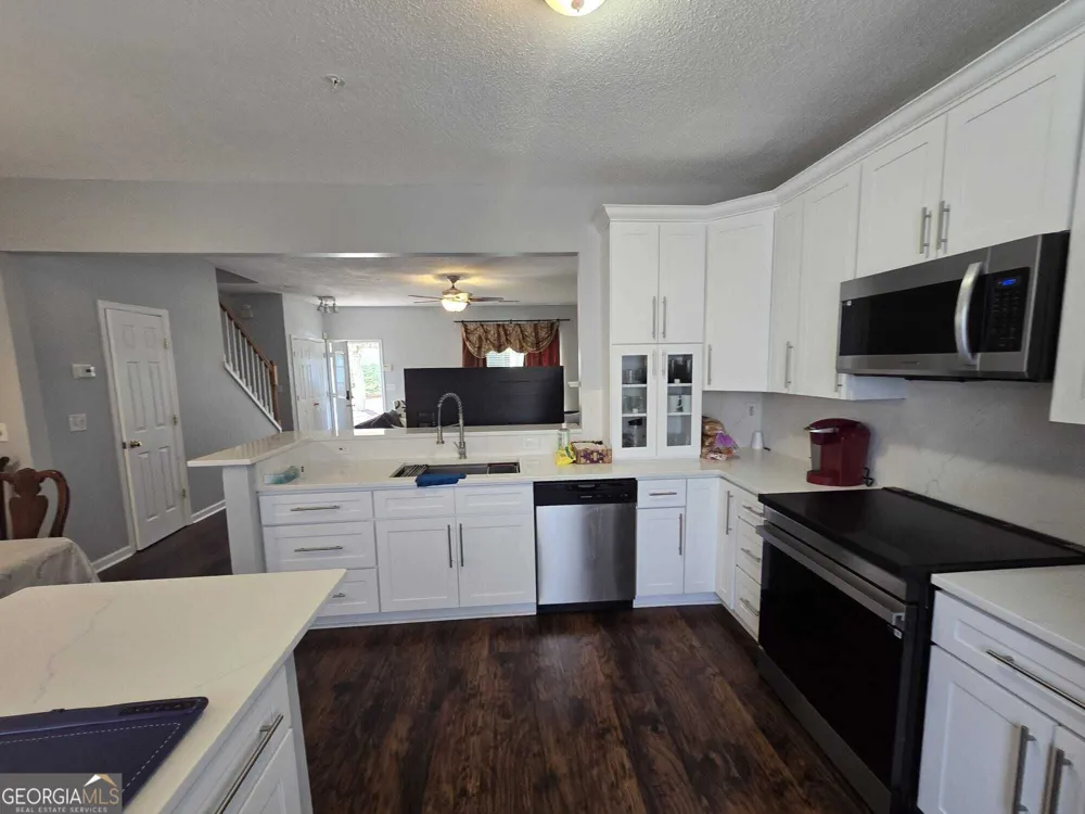 1090 Kilmington CT Alpharetta, GA 30009