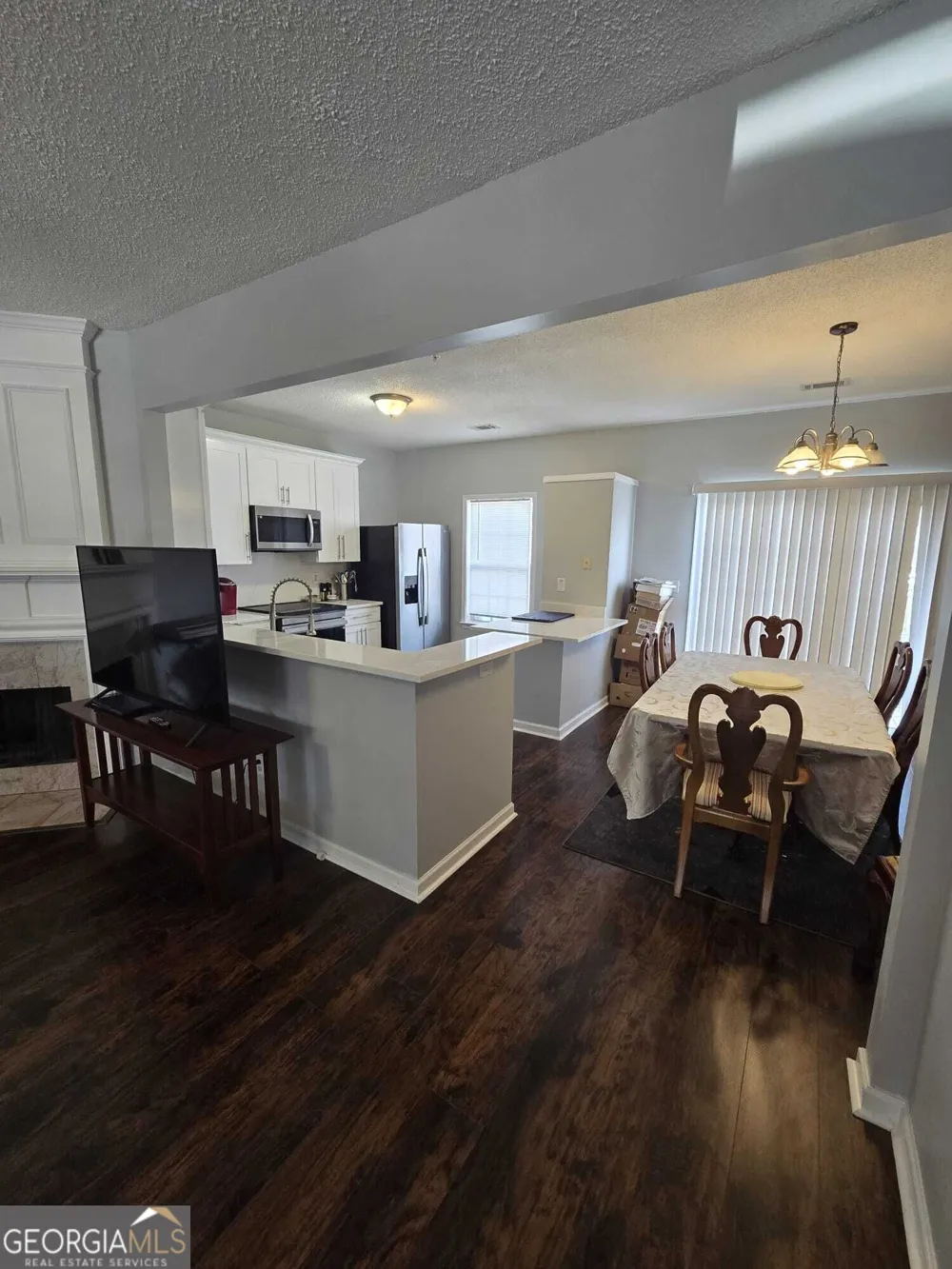 1090 Kilmington CT Alpharetta, GA 30009