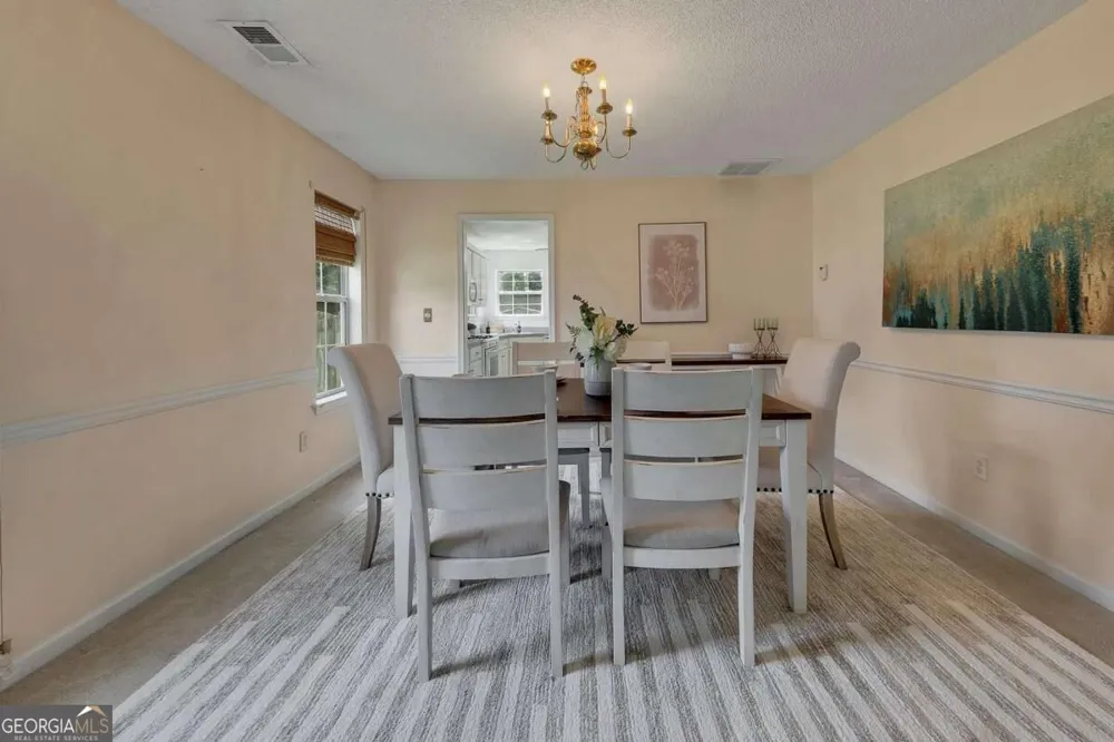 120 Silverleaf LN Dallas, GA 30157