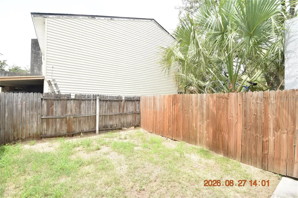 5009 TERRACE VILLAGE LANE Tampa, FL 33617