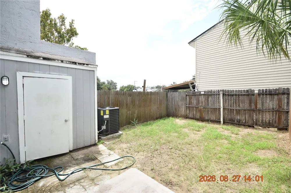 5009 TERRACE VILLAGE LANE Tampa, FL 33617