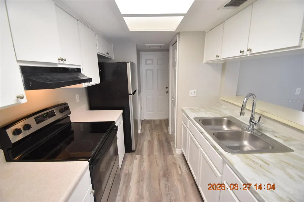 5009 TERRACE VILLAGE LANE Tampa, FL 33617