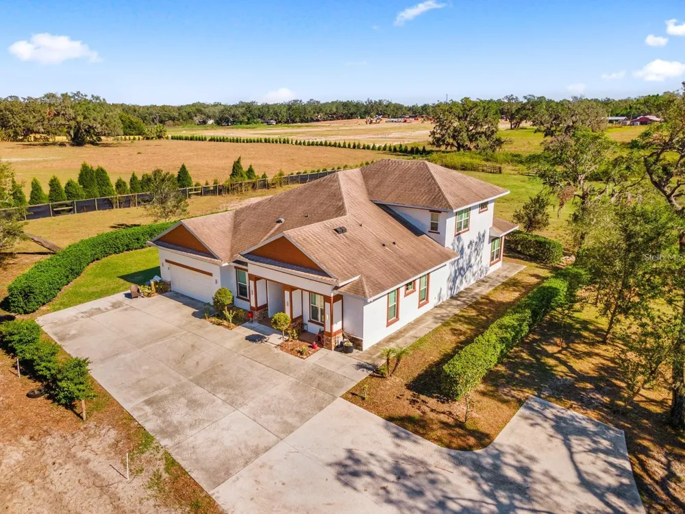 9606 RIPLEY ROAD Thonotosassa, FL 33592